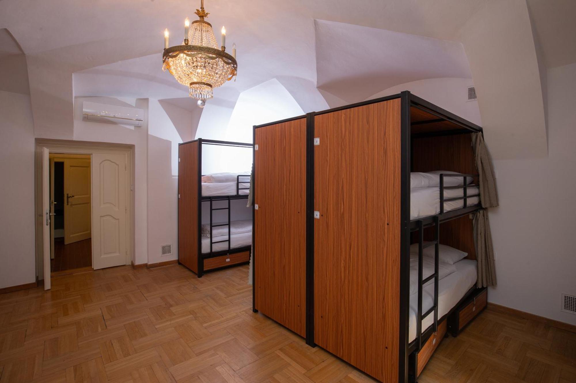 Women's Only - Female Only Hostel Praha