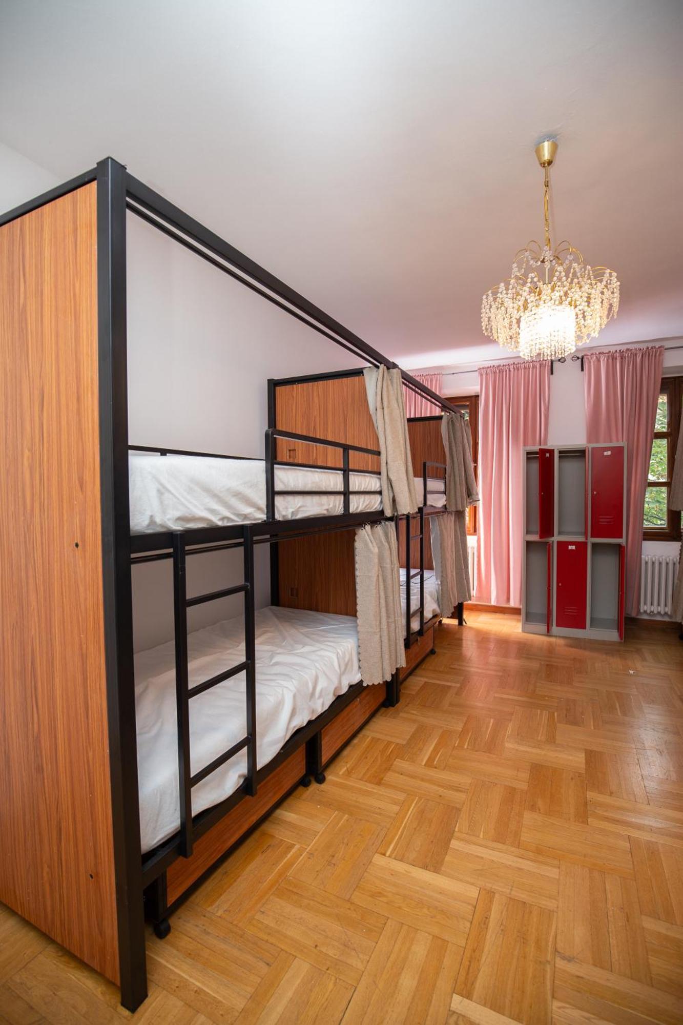 Women's Only - Female Only Praha